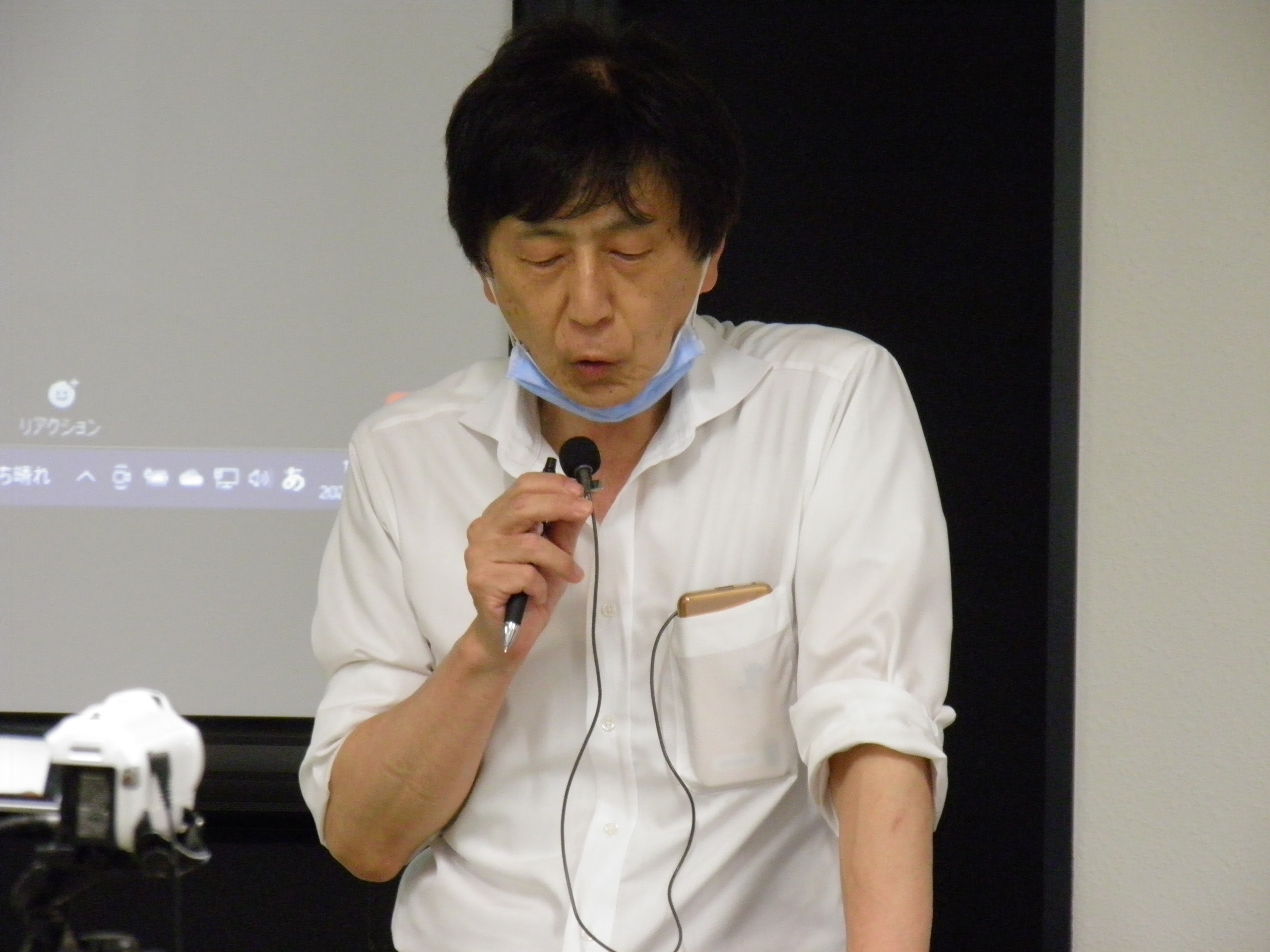 布施事務局長